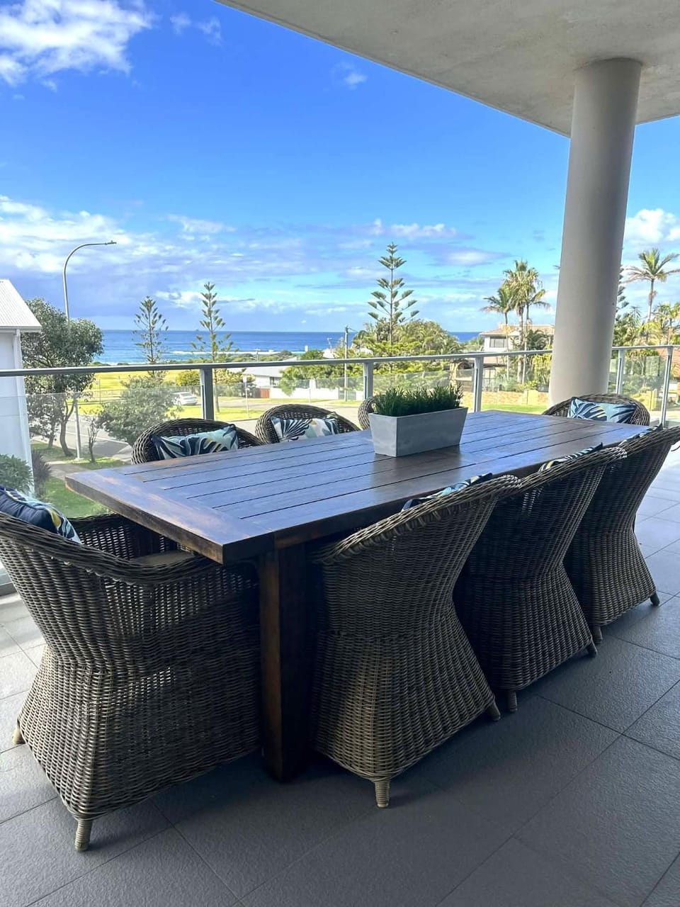 Seating area, Sea view, Sea view