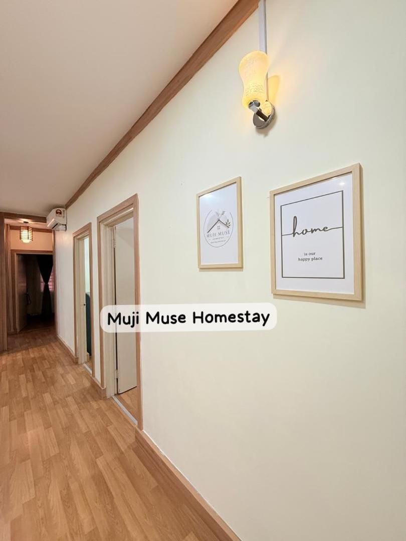 Muji Muse Homestay, 3 AIRCOND ROOMS House in Malaysia