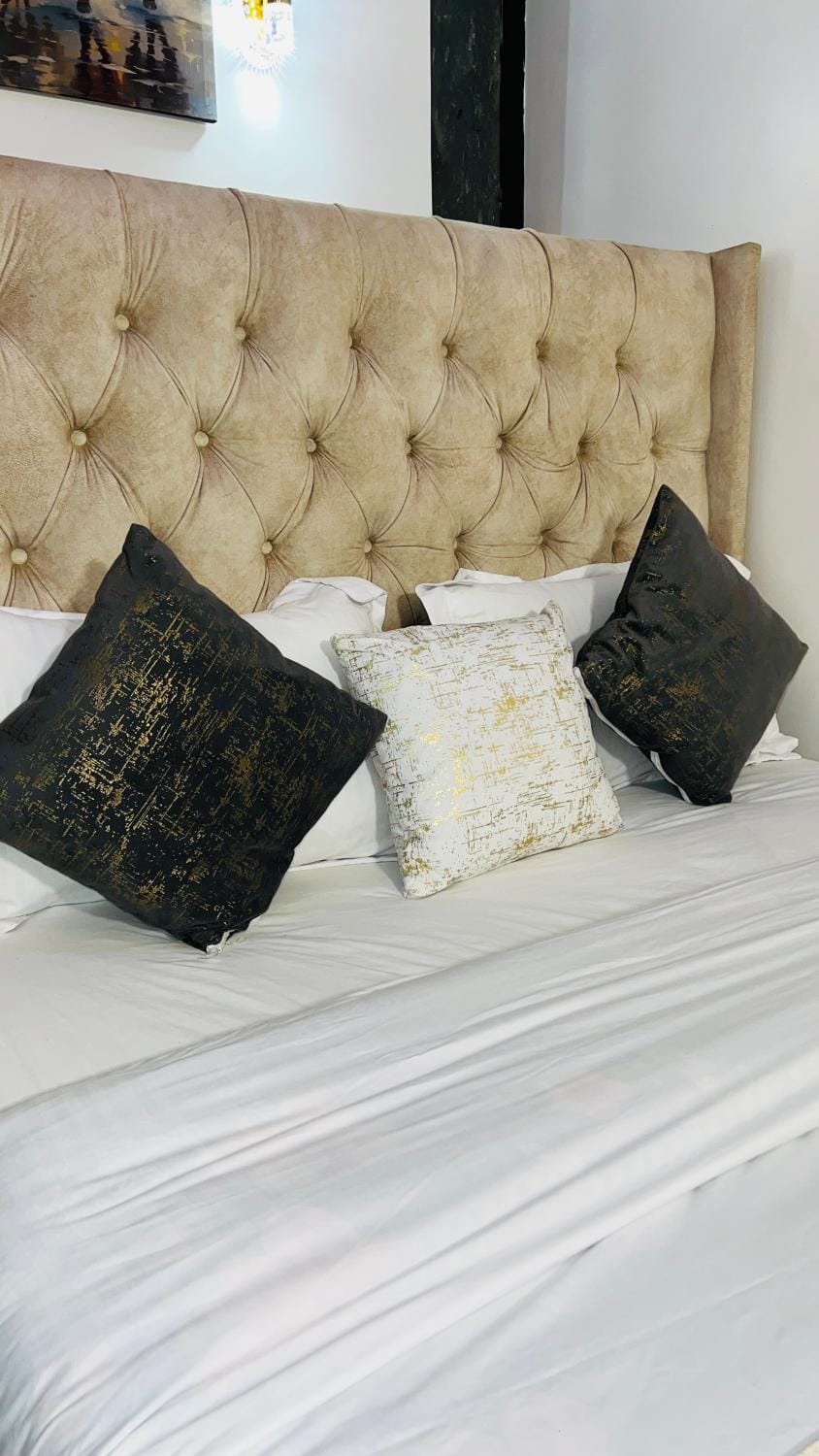 Cozy Modern Studio Tsavo Thika Road Nairobi B Bed and Breakfast in Nairobi County
