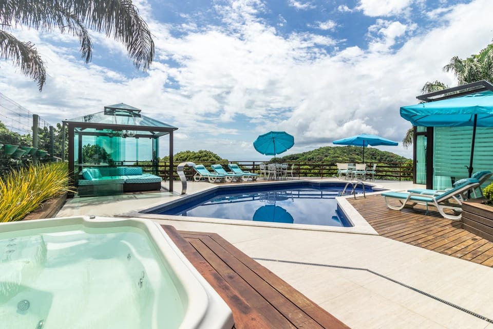 Hot Tub, Solarium, Sea view, sunbed