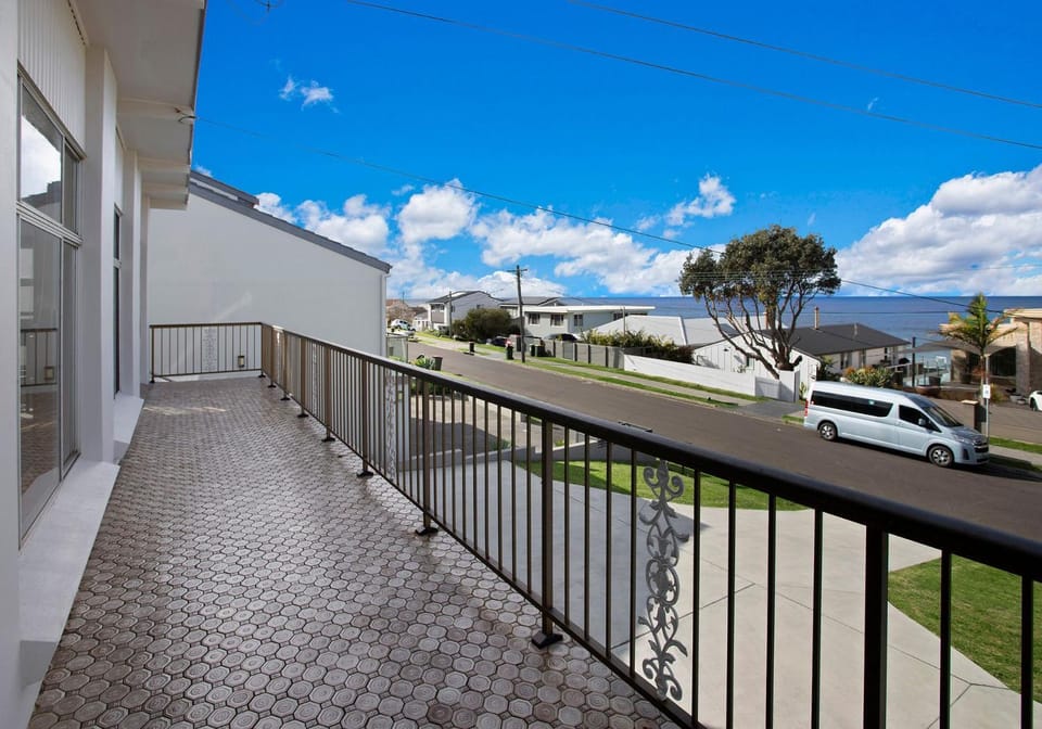 Beach House on Johnson, Kiama House in Kiama Downs