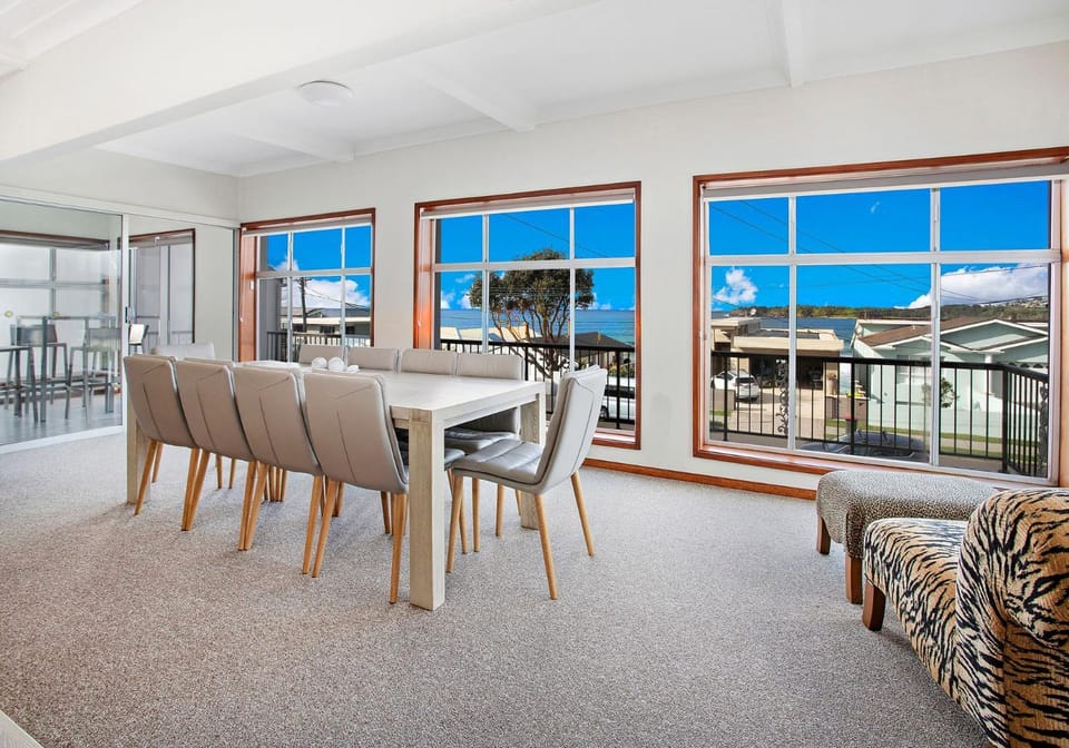 Beach House on Johnson, Kiama House in Kiama Downs