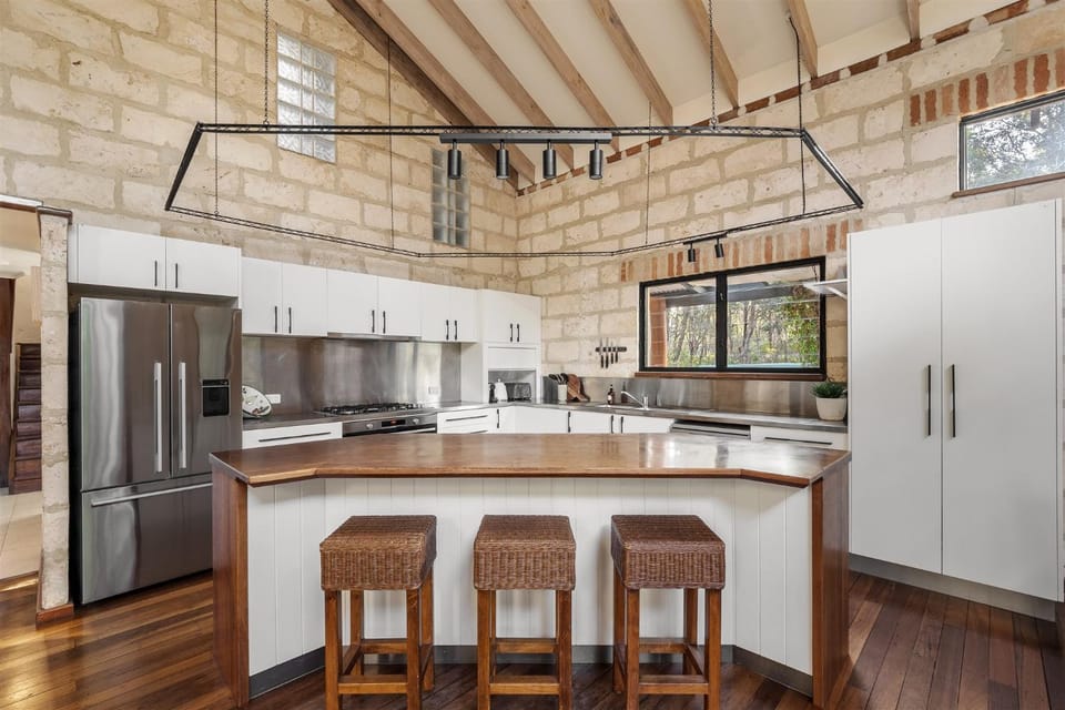 Grumblebum Cottage House in Margaret River