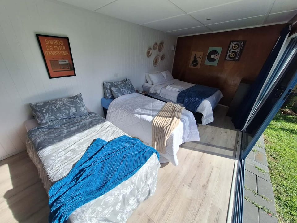 Beach Pad House in Whangamatā