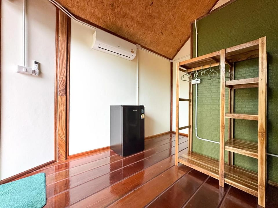 Yod Khao Muay Thai Camp Campground/ 
RV Resort in Ban Tai