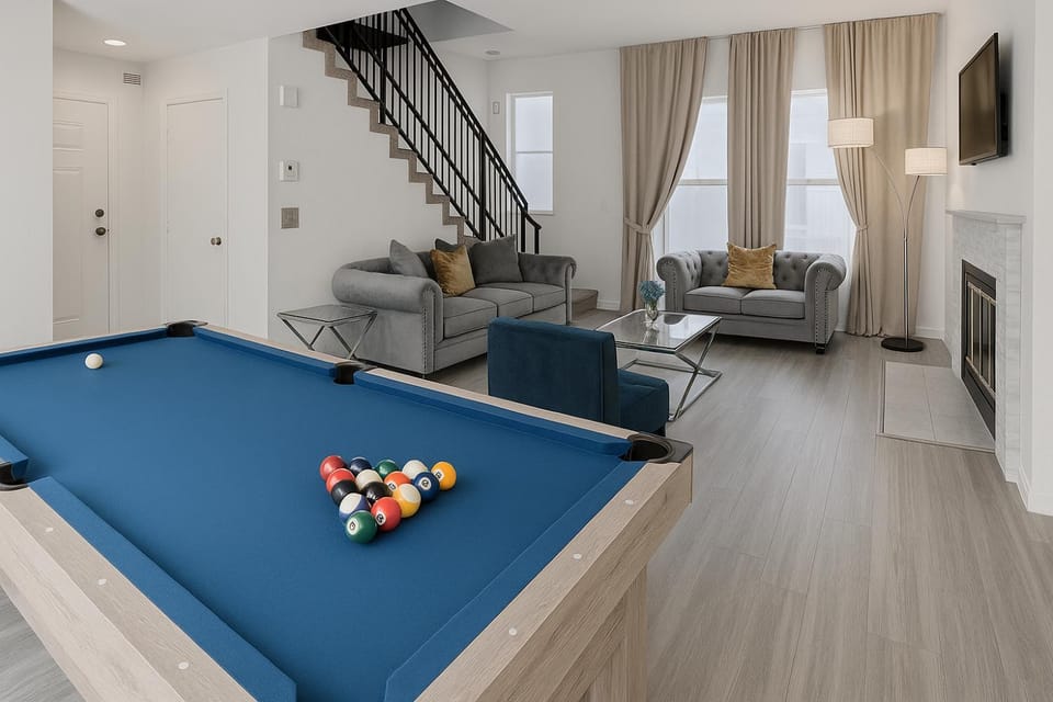 Pool ,Jacuzzi,BBQ & Pool Table Family Retreat House in Henderson