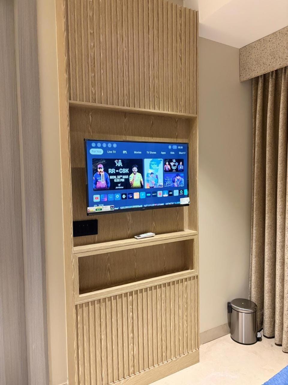 TV and multimedia, Evening entertainment