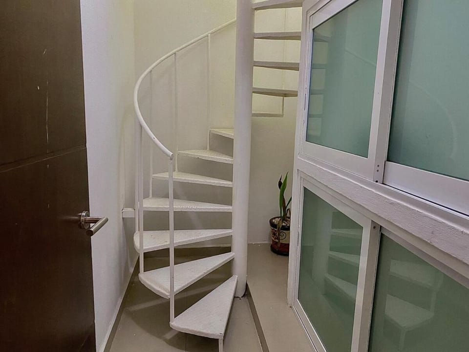 Moderno y amplio alojamiento Vacacional Casa LIMÓN House in Puerto Vallarta