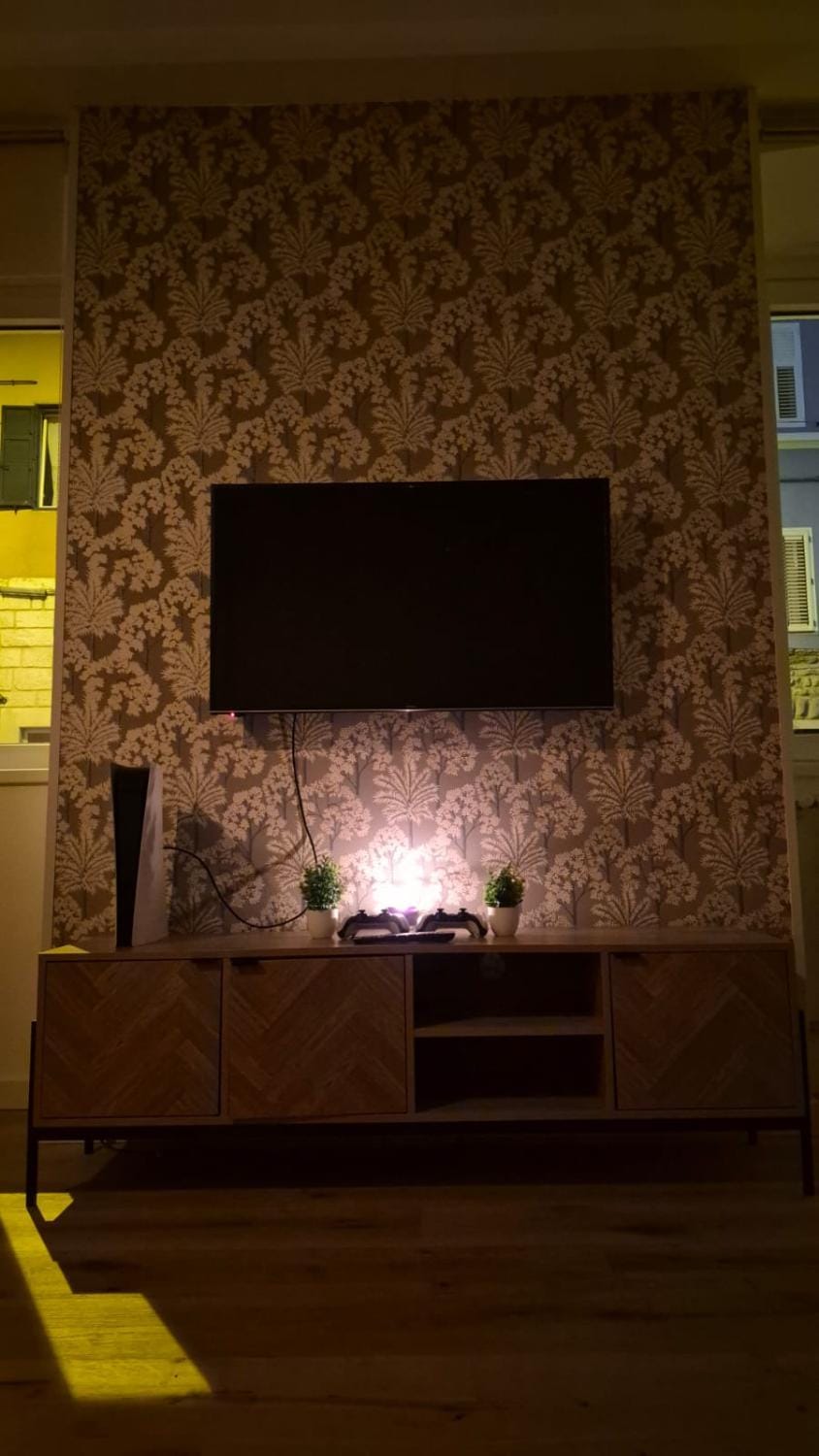 TV and multimedia, Evening entertainment