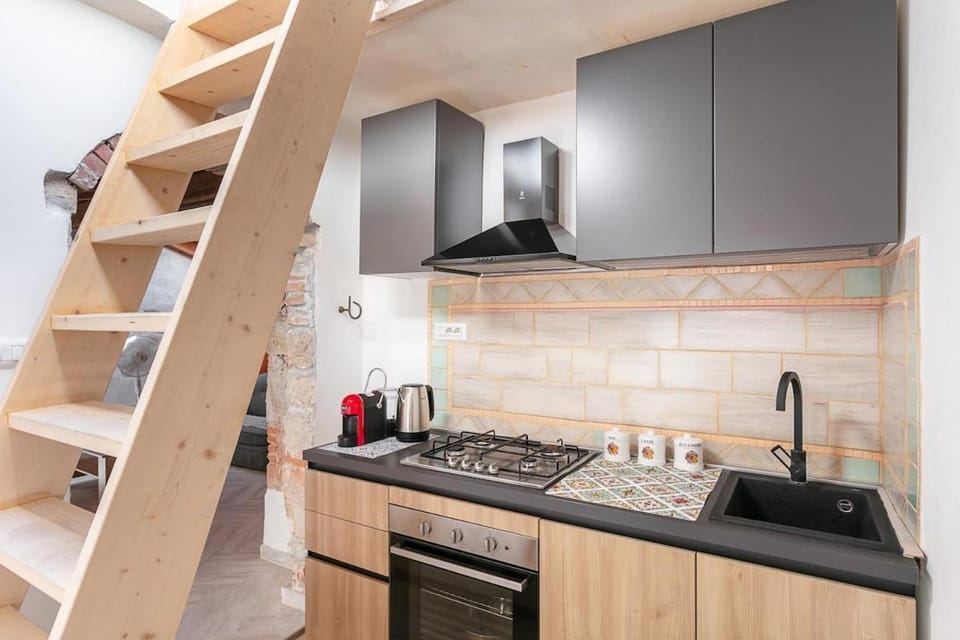 THE ROMAN RUINS - LOFT with PANORAMIC TERRACE Apartment in Olbia
