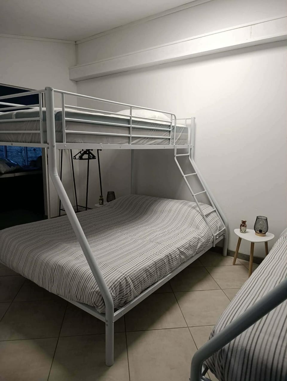 Bed, Photo of the whole room, Bedroom, bunk bed