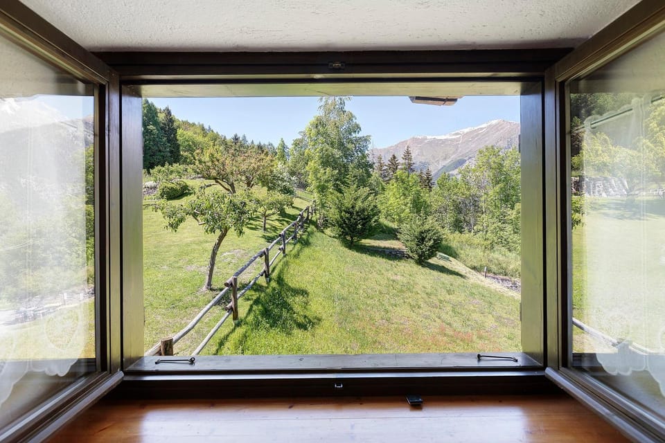 La Tana con l'Ermellino House in Aosta Valley, Italy