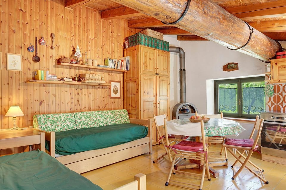 Property building, Living room, Bedroom