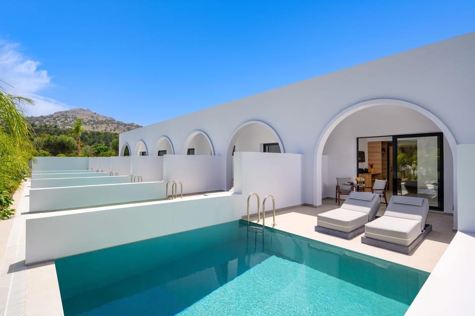 Property building, Swimming pool