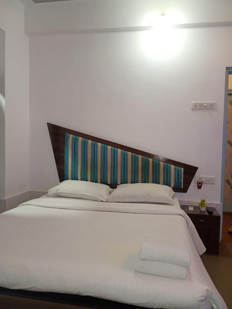 The Alibag Beach hotel- Grantley Hotel in Alibag