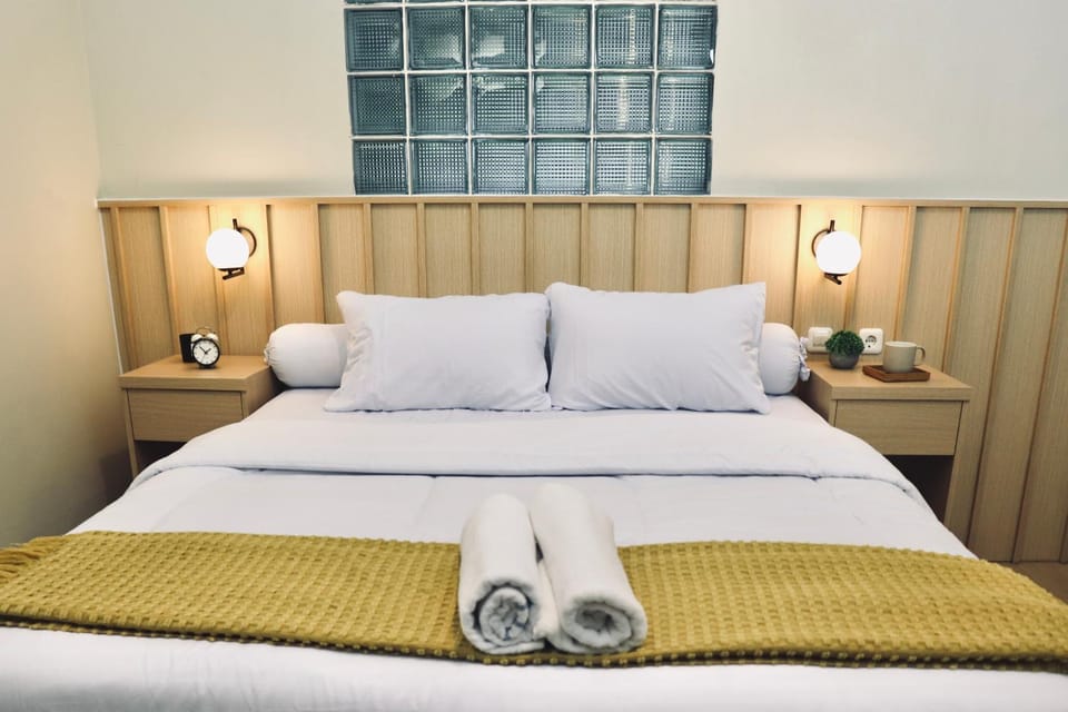 Deluxe Room Rumo Living Jakarta Timur Bed and Breakfast in Jakarta