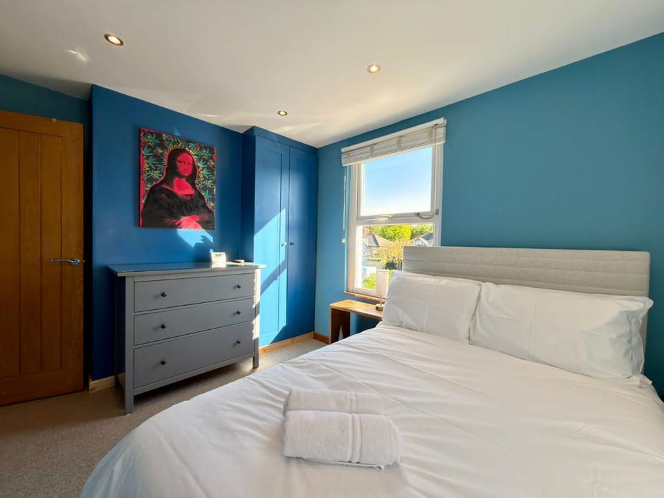 Stylish 3 bedroomed House in Oxford sleeps 6 House in Oxford