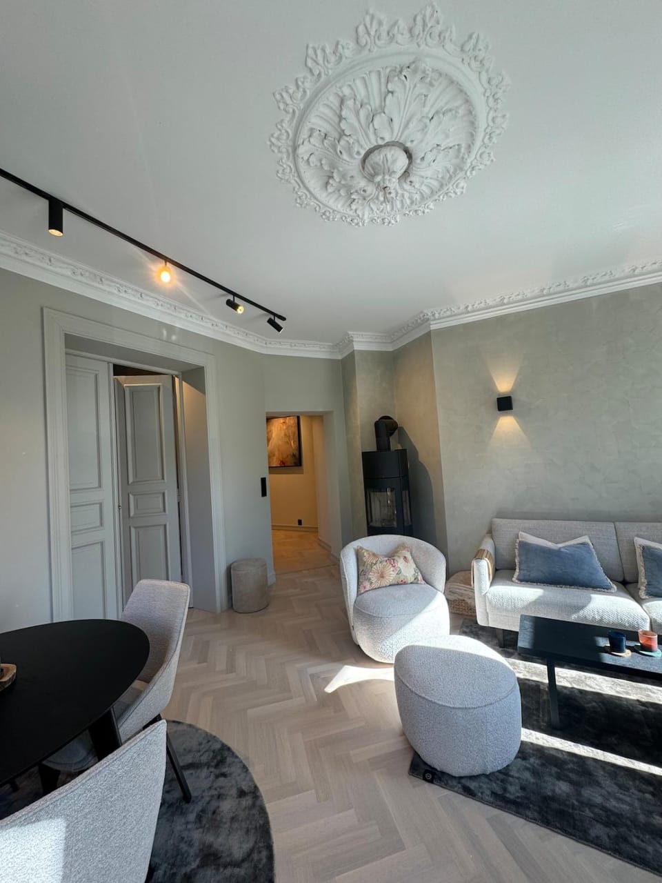 High End Oslo Stay, Top Location in Oslo, Bislett, 2 separate bedrooms, separate kitchen and livingroom Apartment in Oslo