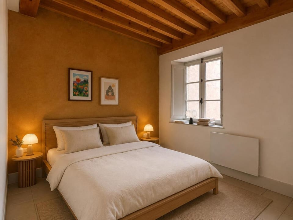 Bed, Photo of the whole room, Bedroom