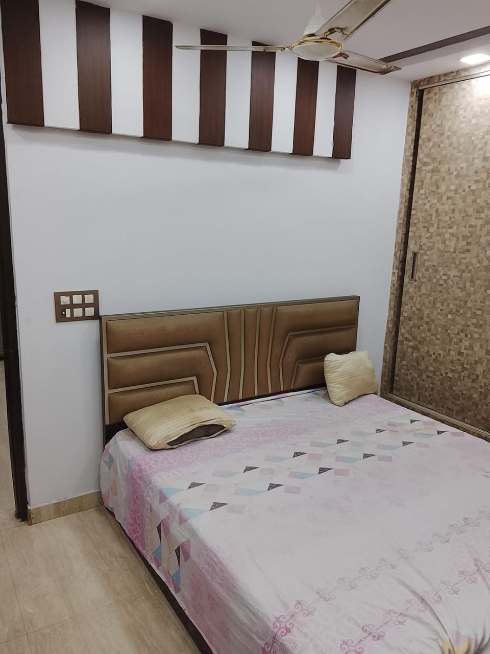 2 BHK fully furnished apartment Apartment in New Delhi