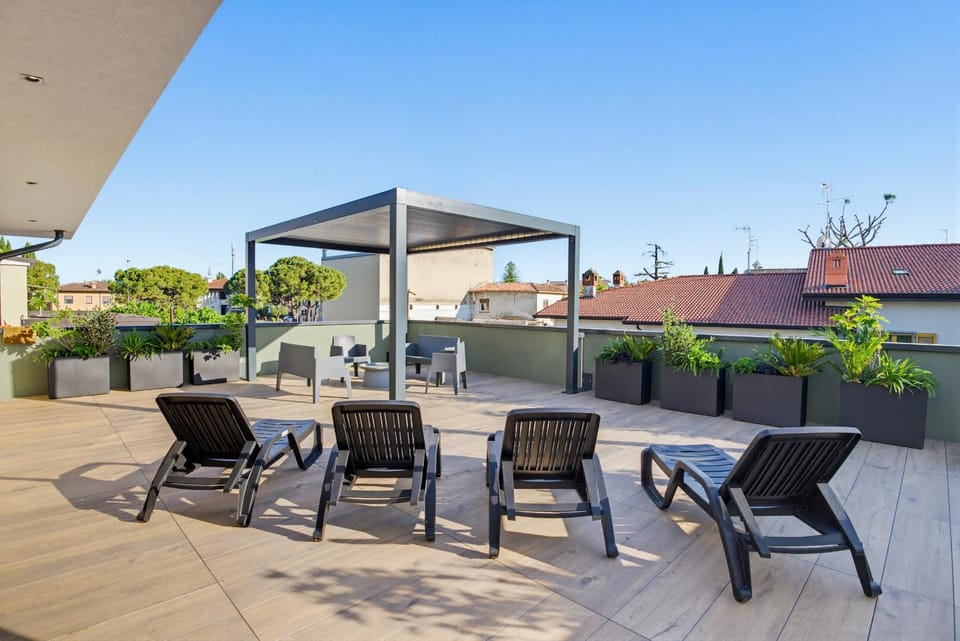 Solarium, Balcony/Terrace, Balcony/Terrace, sunbed