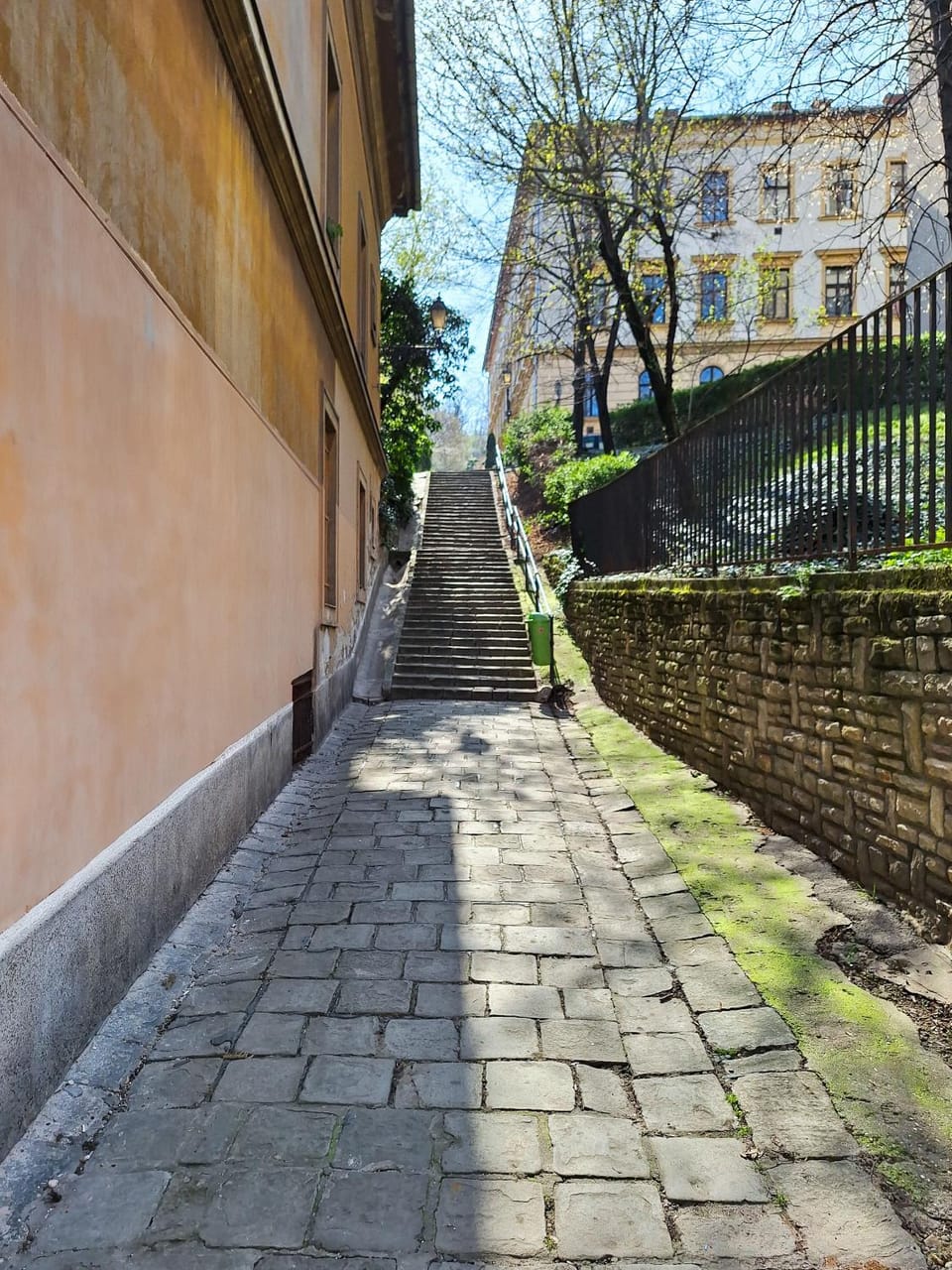 Neighbourhood
