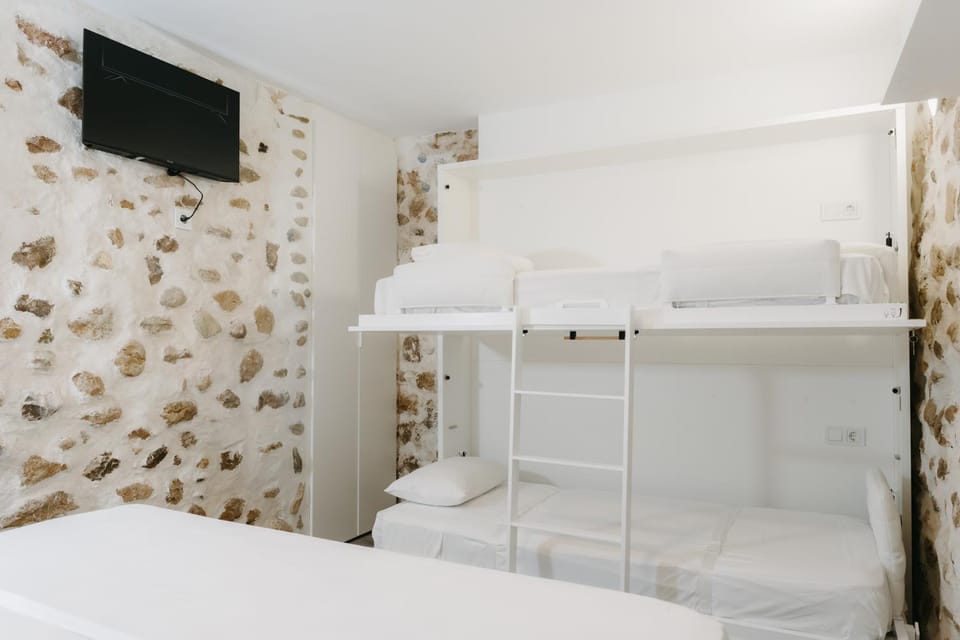 bunk bed