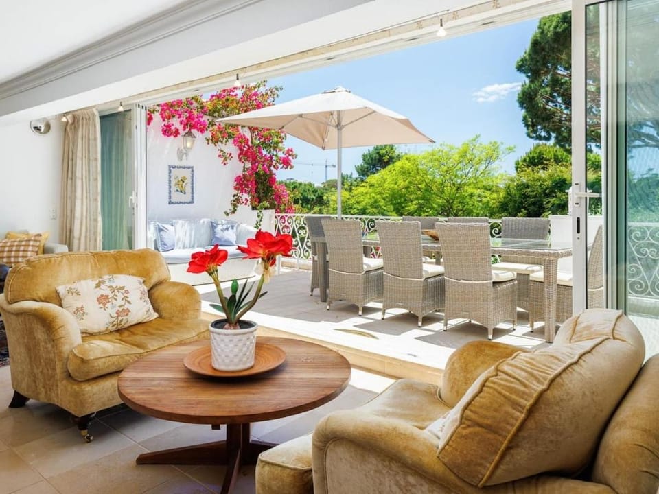 Eagle Villa Villa in Quarteira