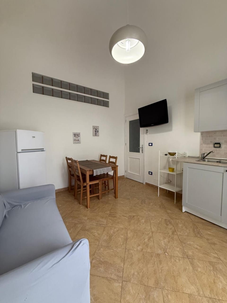 Living room, kitchen