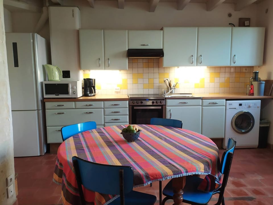 Une maison tourangelle au calme House in Centre-Val de Loire