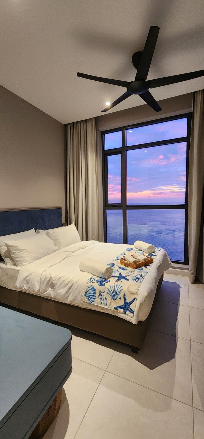 Bed, Natural landscape, Bedroom, Sea view, towels