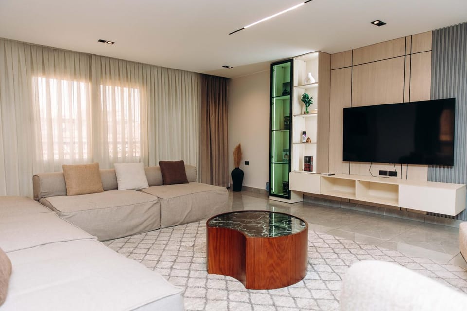 Luxury Spacious Modern 3 Bedroom Apartmen Apartment in Egypt