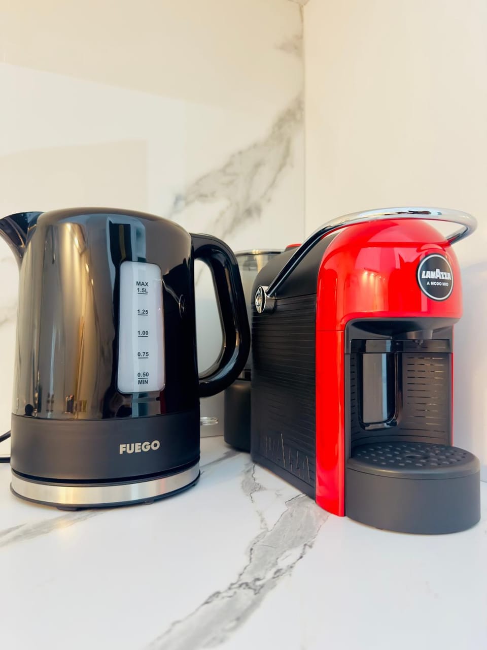 Coffee/tea facilities, Kitchen or kitchenette