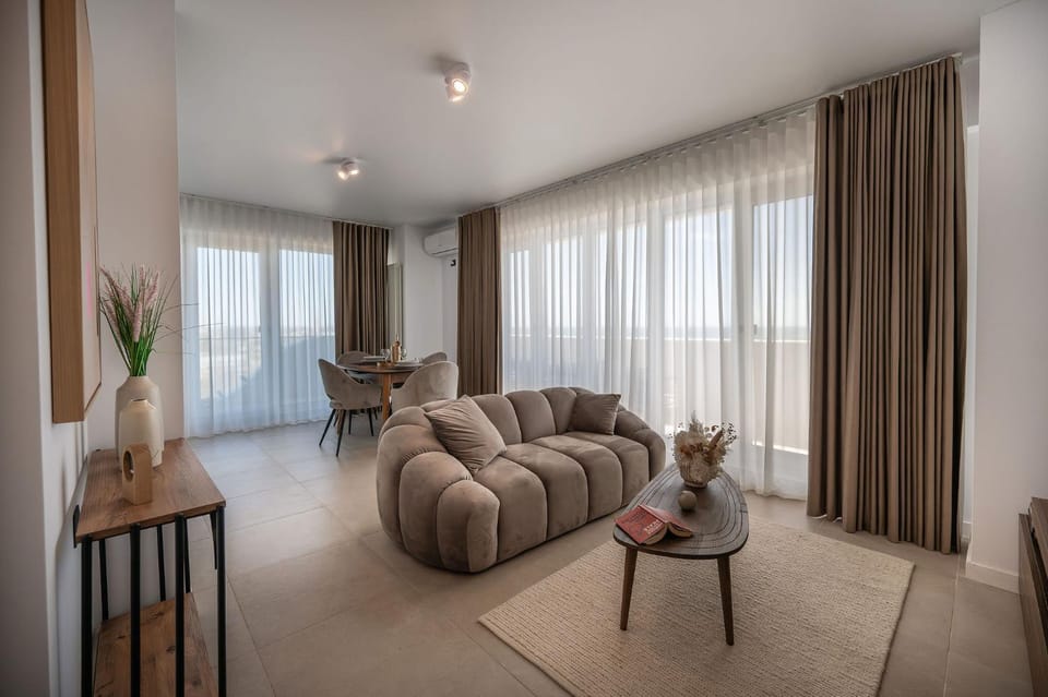 Nico10 Spectrum Seaview Apartment Odyssey pools and spa Apartment in Constanța County