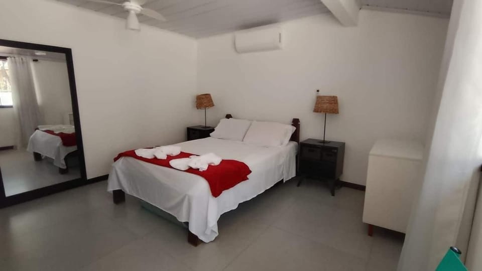 Casa 100m Geriba e 400m Ferradurinha com Piscina House in Armacao dos Buzios