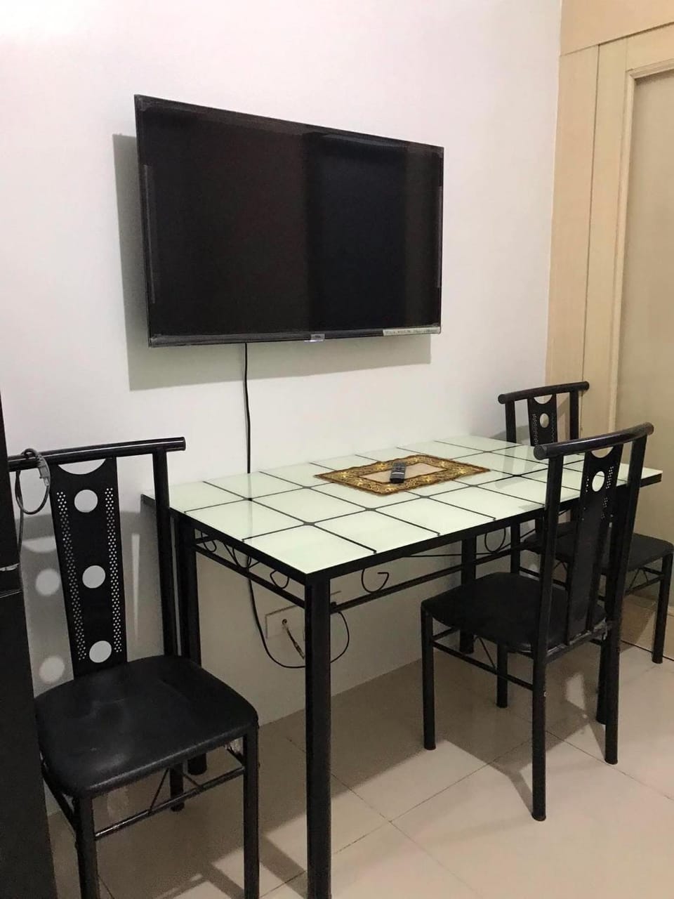 TV and multimedia, Dinner