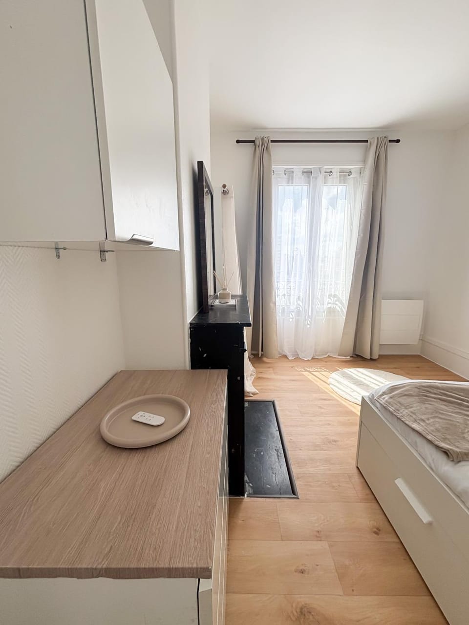Bed, Photo of the whole room, Bedroom, wardrobe