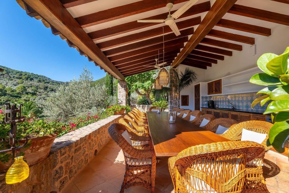 Natural landscape, BBQ facilities, View (from property/room), Dining area, Communal kitchen, kitchen