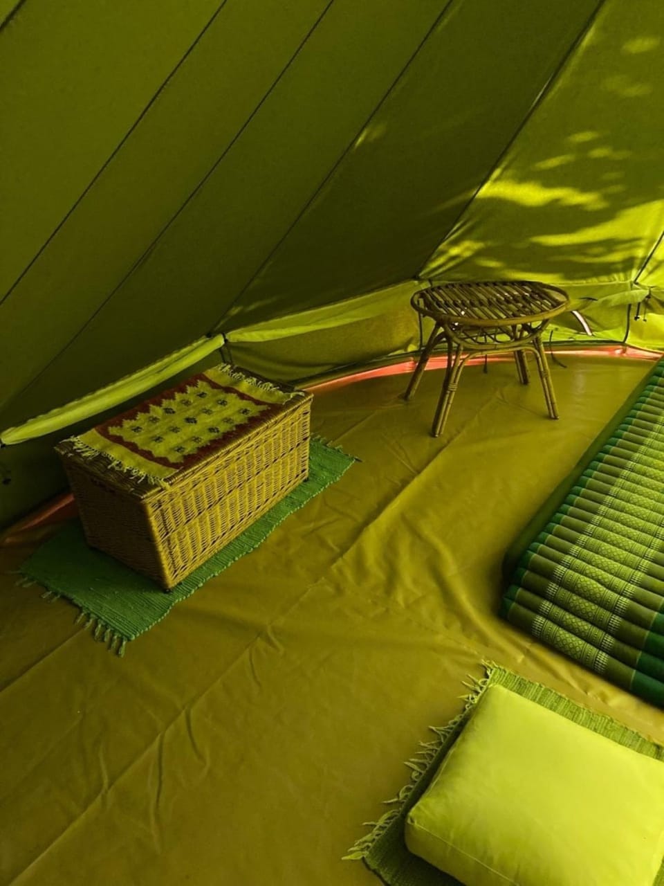 Rundzelt Campground/ 
RV Resort in Bad Honnef