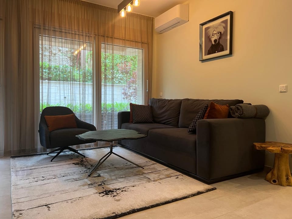 Alice in Wonderland Apartment in Kotor Municipality