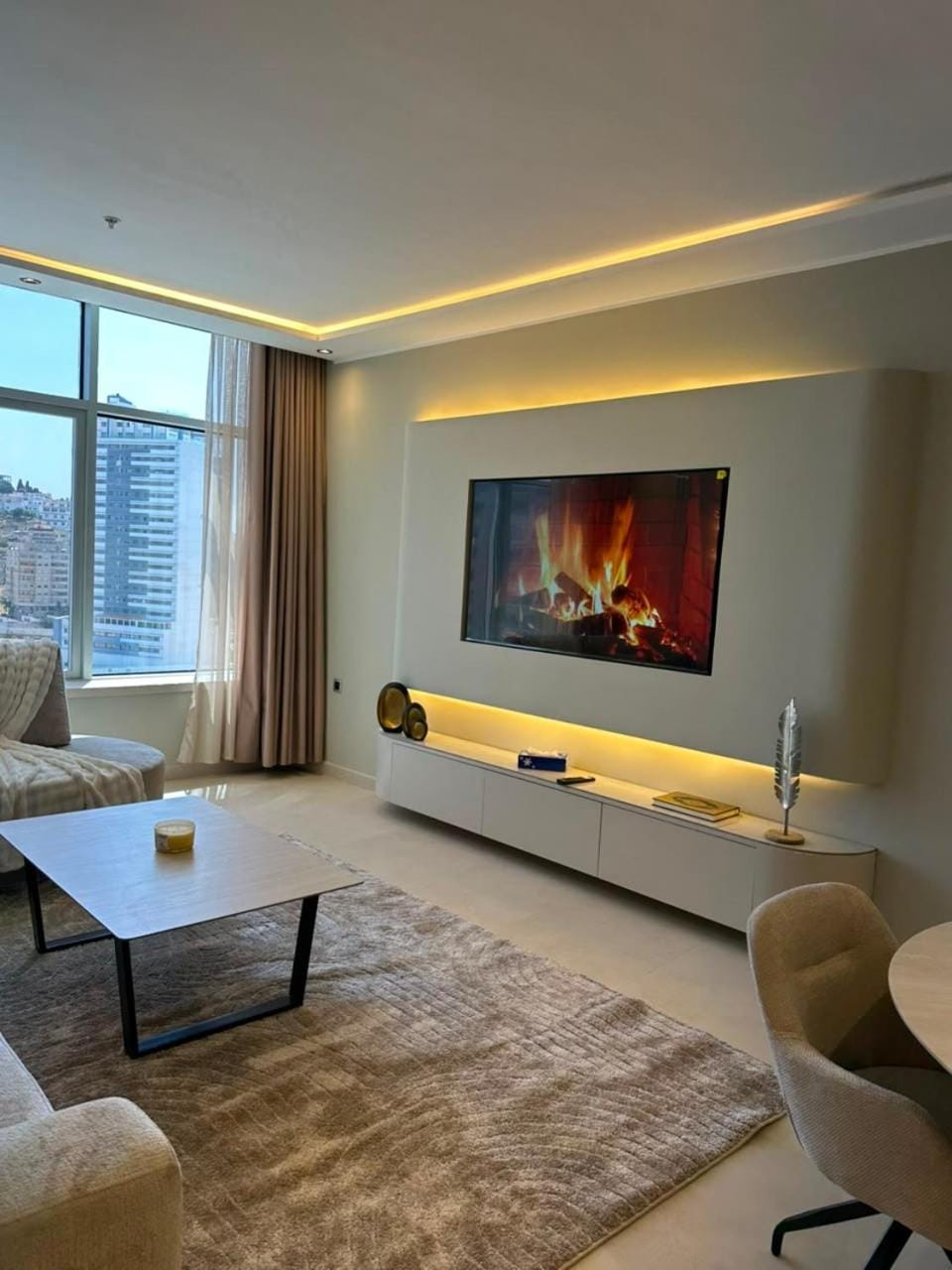 Communal lounge/ TV room, Living room