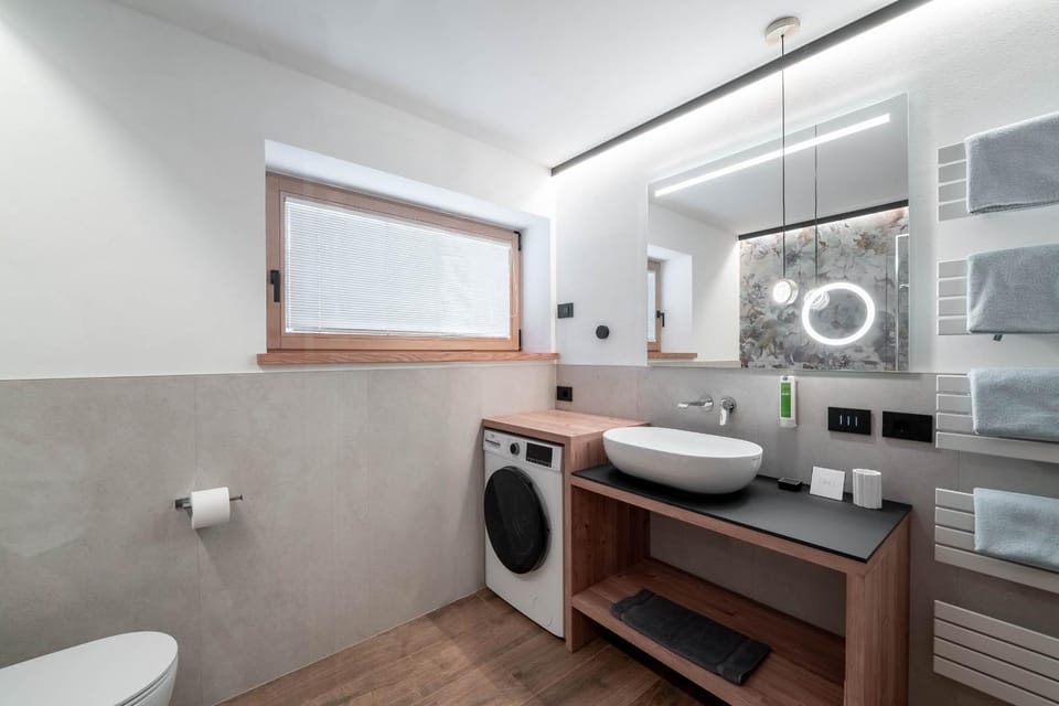 Bathroom, towels, washing machine, dryer