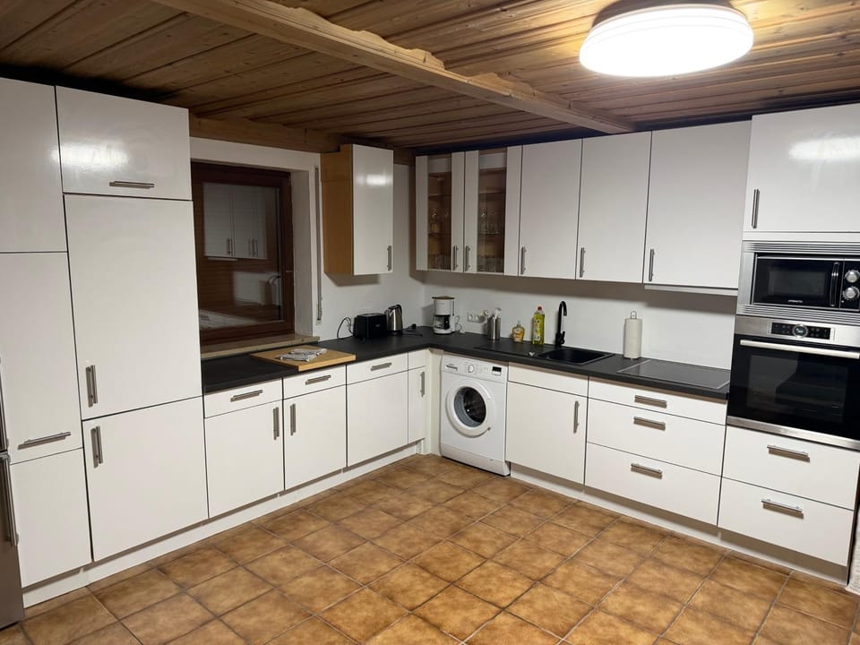 7 Zimmer Stilvolle Residenz vor den Toren Münchens für 18 Personen OG Apartment in Bavaria
