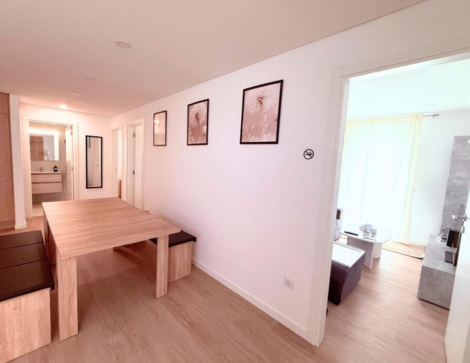 Dining area, kitchen