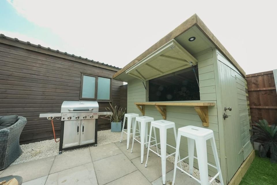 Beautiful House 11 People Hot Tub House in South Derbyshire District