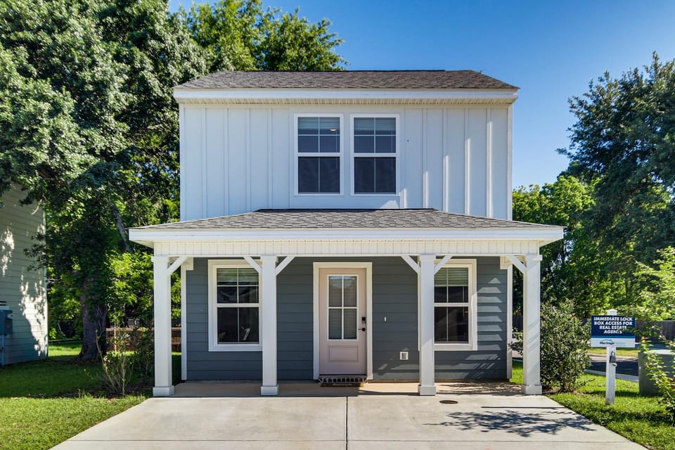 < 1 Mi to Beach! Family-Friendly Gulfport Retreat House in Gulfport