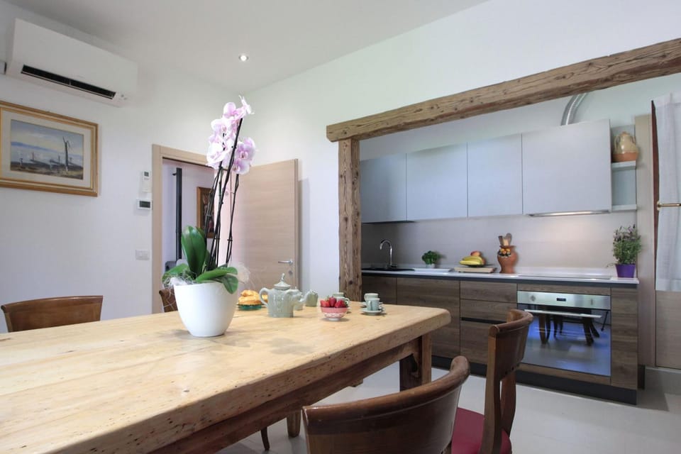 Spring, Summer, Kitchen or kitchenette, Autumn