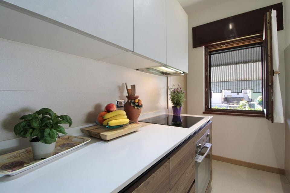 Spring, Summer, Kitchen or kitchenette, Autumn