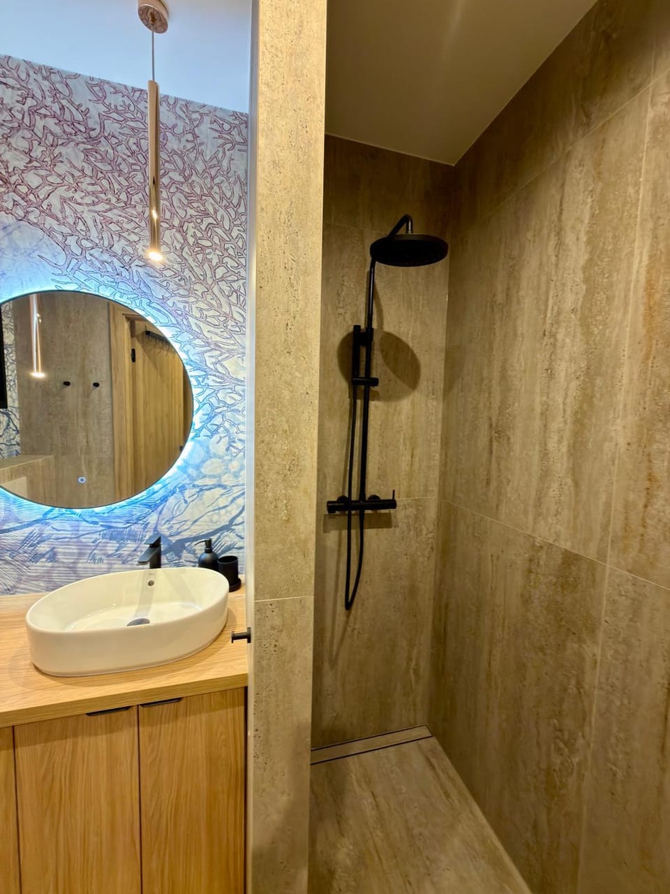 Shower, Bathroom