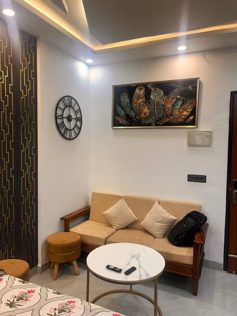 Living room, Decorative detail, Seating area
